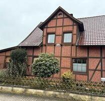 Zweifamilienhaus auf großzügigem Grundstück in ruhiger Lage - Rehburg-Loccum