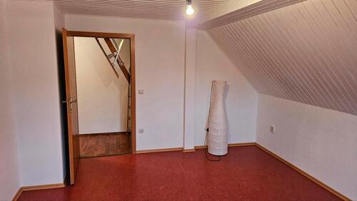 Foto - 3 Zimmer Dachgeschoßwohnung zur Miete in Burgoberbach