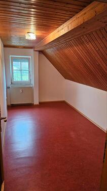 Foto - 3 Zimmer Dachgeschoßwohnung in Burgoberbach