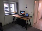 Foto - Büro Arbeitszimmer mit kleiner Küche und Toilette