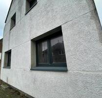 Renovierungsbedürftiges Einfamilienhaus in Geilenkirchen Teveren