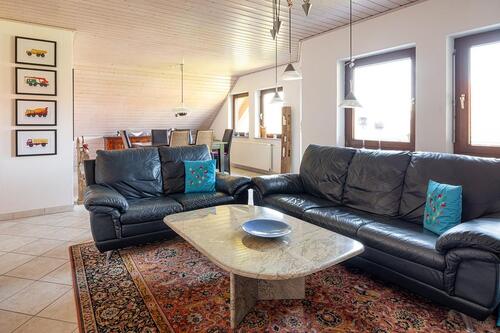 Foto - 3 Zimmer Etagenwohnung in Karlsdorf-Neuthard