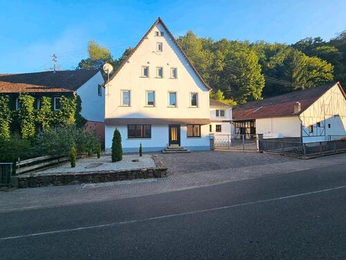 Foto - Zweifamilienhaus mit Scheune & Ausbaureserve in ruhiger Lage