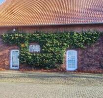 TOP ! VIELSEITIG NUTZBARE RÄUMLICHKEITEN IN ISERNHAGEN !