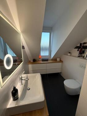 Foto - 2 Zimmer Dachgeschoßwohnung zur Miete in Köln