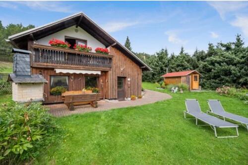 Foto - Ferienhaus Panoramablick mit Sauna und Hund im Thüringer Wald