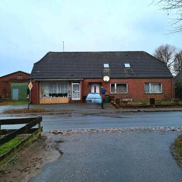 Foto - Wohnhaus mit Ladenraum - 175.000,00 EUR Kaufpreis, ca.  150,00 m²