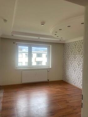 Foto - 4 Zi. Wohnung im Lp-Süd - 175.000,00&nbsp;EUR Kaufpreis, ca.&nbsp; 82,00&nbsp;m&sup2;