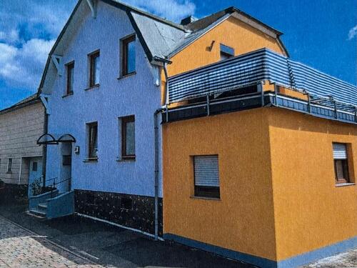 Foto - Einfamilienhaus mit riesigem Potenzial & großem Garten