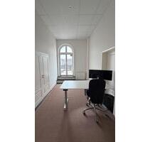 Untermiete Büro mit eigener Terrasse und Rathaus-Blick - Hamburg Hamburg-Mitte