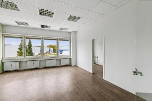 Foto - Ratingens Raumwunder: Kompaktes Büro im Gewerbepark.