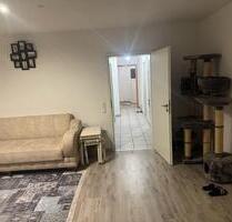 WG oder große Wohnung zu Vermieten - Creußen