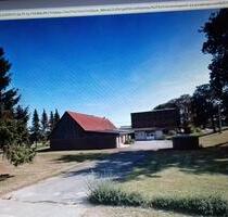 Grundstück mit ehemaligem Gewerbegebäude - Gülzow-Prüzen