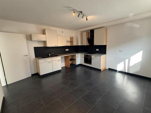 Foto - Große 2-Zi-EG-Wohnung 89 m² mit EBK & Keller