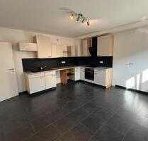 Große 2-Zi-EG-Wohnung 89 m² mit EBK & Keller - Arnstein