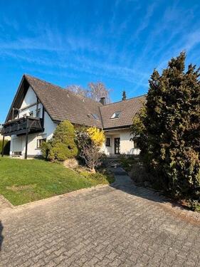 Foto - Zweifamilienhaus in Menden - 649.000,00&nbsp;EUR Kaufpreis, ca.&nbsp; 306,50&nbsp;m&sup2;