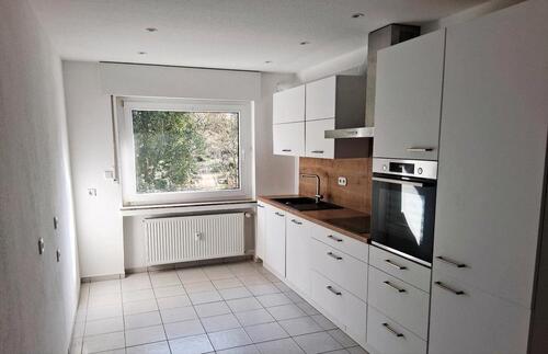 Foto - Helle 3-Zimmer Wohnung mit Balkon in ruhiger grüner Umgebung