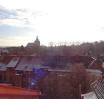 Schöne Altbauwohnung mit 3 Zimmern und Blick über Lüneburg