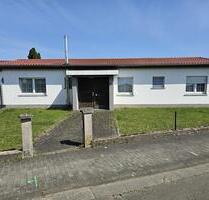 Hausverkauf in Stadtallendorf – Einfamilienhaus mit großem Garten