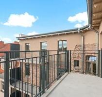 Moderne 4-Raumwohnung im DG mit Balkon und inklusive Einbauküche! - Halle (Saale) Damaschkestraße