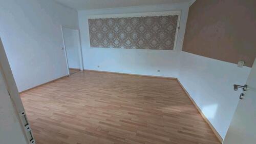 Foto - 6 Zimmer Erdgeschoßwohnung in Völklingen