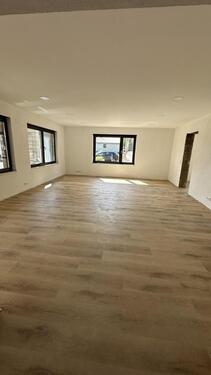 Foto - Erstbezug nach Kernsanierung: 2ZKB Erdgeschosswohnung mit gehobener Innenausstattung und Stellplatz