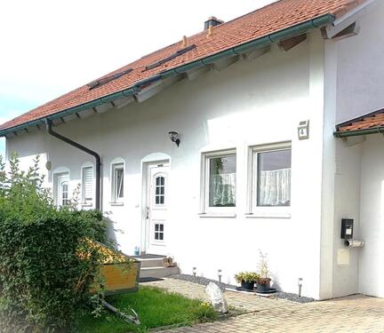 Foto - Gepflegte Doppelhaushälfte in ruhiger Lage