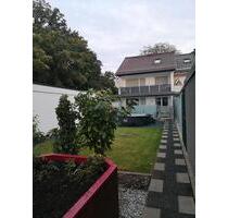 Reihenendhaus; 5,5 Z., Terrasse,Keller, Stellplatz, großer Garten - Löhne