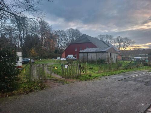 Foto - Grundstück und halle zu verkaufen