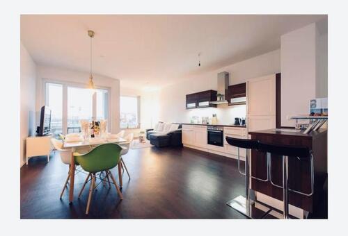 Foto - Luxury 3-Room Apt Berlin Friedrichshain w Balcony & WiFi Park