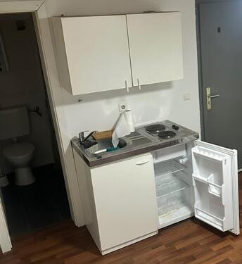 Foto - Mini Zimmer Untergeschoss Hobbyraum Abstellraum