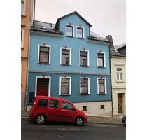 Schöne 2-Zi-Dachgeschosswohnung mit Einbauküche in Greiz