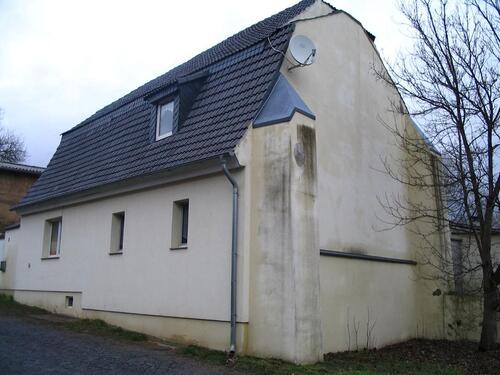 Foto - Haus 140m² Wohnfläche und eine Lagerhalle 600m² Preis 120000 VB