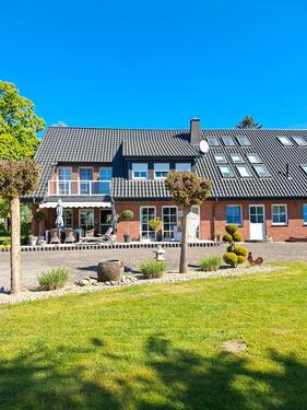 Foto - Doppelhaushälfte - 445.000,00&nbsp;EUR Kaufpreis, ca.&nbsp; 270,00&nbsp;m&sup2;