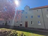 Foto - In wenigen Schritten in Ihre neu sanierte Wohnung - EG links