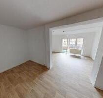 Großzügige 2-Raum-Wohnung mit Balkon im Zentrum - Chemnitz