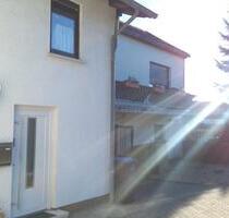 Komplettes Haus zur Miete - 990,00 EUR Kaltmiete, ca.  180,00 m² in Schmelz (PLZ: 66839)