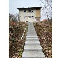 2 Familienhaus mit großem Grundstück, Potenzial & sicherer Miete - Erdmannhausen