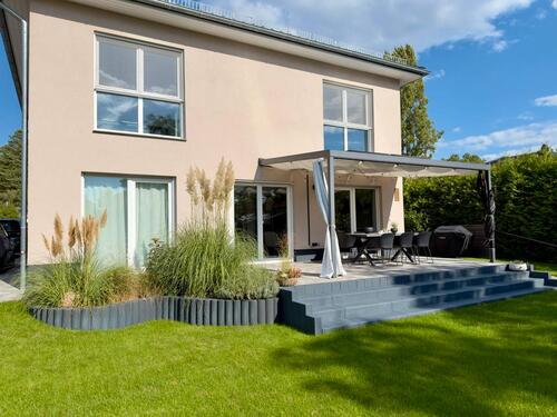 Foto - Einfamilienhaus mit Pool in Schulzendorf