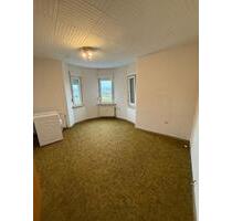 Helle 4-Zimmer-Wohnung im Altbau, vorderer Rehbühl - Weiden in der Oberpfalz