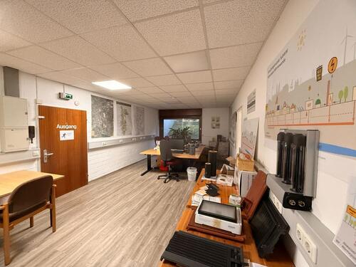 Foto - Verschiedene Nutzungsmöglichkeiten! Gewerbefläche im Souterrain in zentraler Lage von Leeste!