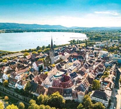 Foto - Attraktive, großzügige 3-Zimmer-Dachwohnung