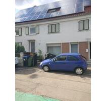 Doppelhaushälfte mit Vorgarten - 1.530,00&nbsp;EUR Kaltmiete, ca.&nbsp; 128,00&nbsp;m&sup2; in Ulm (PLZ: 89079) Donautal