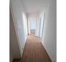Helle 2 Zimmer Whg., 1. OG, Balkon, TOP Lage in Ebw. Westend - Eberswalde