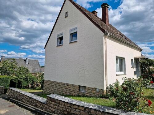 Foto - Haus in Bitburg zentral mit großem Garten