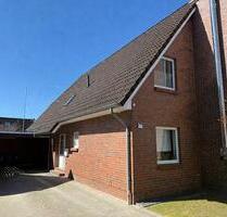 Familienglück in ruhiger Lage mit Einbauküche, Carport & Garten - Westerstede