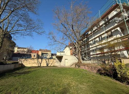 Foto - Lichtdurchflutetes Traum-Domizil mit 2 Balkonen und Gartennutzung im Zentrum - WR 4239