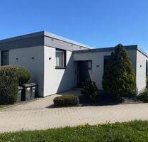Reihen Bungalow zu Verkaufen - 550.000,00&nbsp;EUR Kaufpreis, ca.&nbsp; 105,00&nbsp;m&sup2; in Amberg (PLZ: 92224)