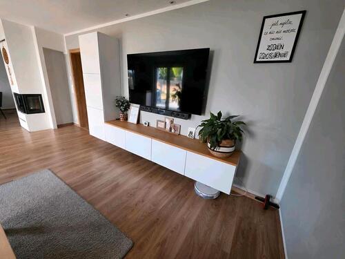 Foto - DHH mit Kamin, Ankleidezimmer, Bj. 2019, Effizienz B, Mainhardt