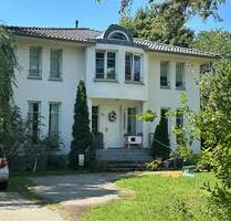 Stilvolle Villa mit Gartenidylle in Groß Glienicke - Potsdam Krampnitz
